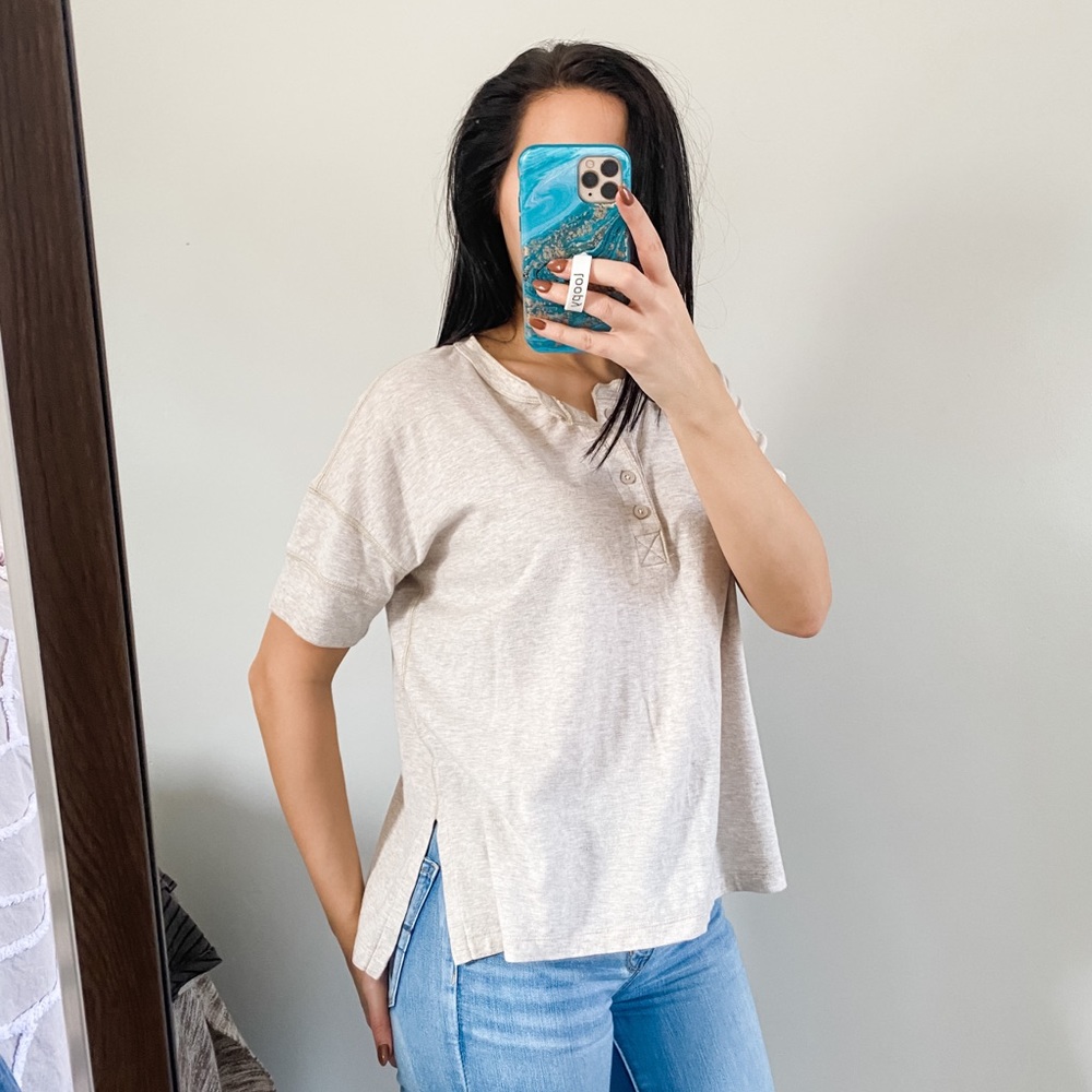 Women’s American Eagle Henley top